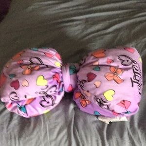 Jojo Siwa bow pillow! Excellent condition!